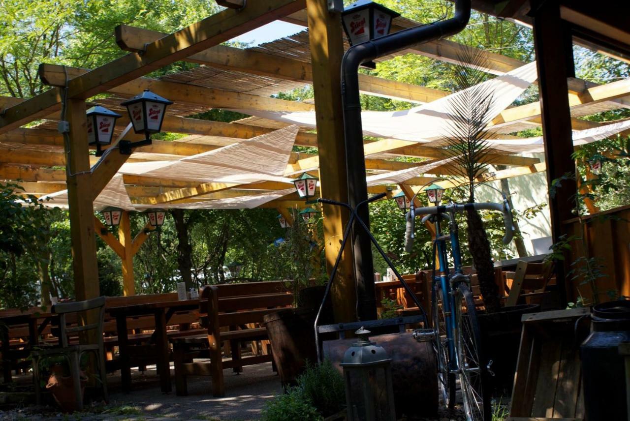 Donaupark Camping Tulln Тульн Экстерьер фото